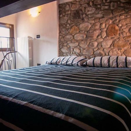 Piccola Casa Vacanze - Small Vacation House Porto Valtravaglia Bagian luar foto